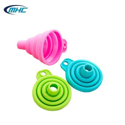 Buy Mini Collapsible Silicone Kitchen Funnels Oil Liquid Reusable Customized Food Grade online manufacture