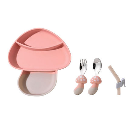 ISO9001 Approved Silicone Baby Feeding Set Plate Mushroom Carrot Shape BPA Free